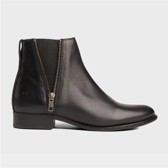 Frye Carly Zip Chelsea Leather Ankle Boot 71718